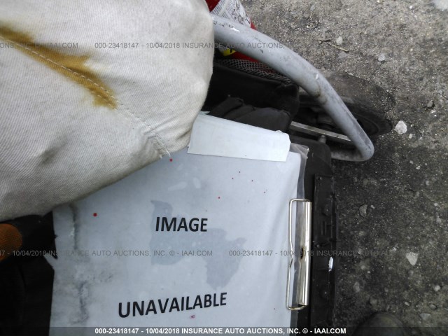 4T1BE32K42U063314 - 2002 TOYOTA CAMRY LE/XLE/SE WHITE photo 10