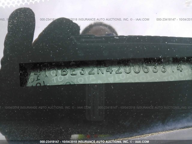 4T1BE32K42U063314 - 2002 TOYOTA CAMRY LE/XLE/SE WHITE photo 9