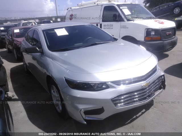 1G1ZB5ST8HF136450 - 2017 CHEVROLET MALIBU LS Gümüş foto 1