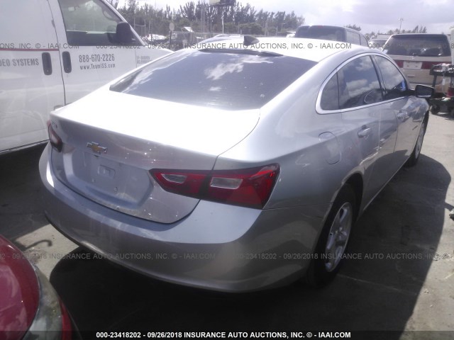 1G1ZB5ST8HF136450 - 2017 CHEVROLET MALIBU LS Gümüş foto 4