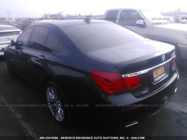 WBAKA8C53BCY36461 - 2011 BMW 750 I BLUE photo 3