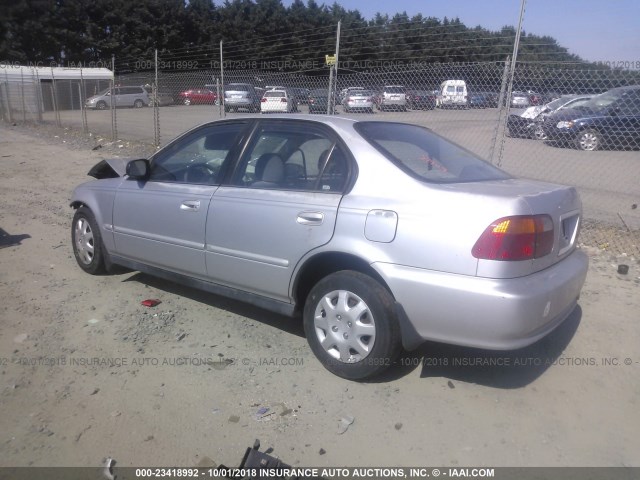 2HGEJ6613XH512199 - 1999 HONDA CIVIC SE SILVER photo 3