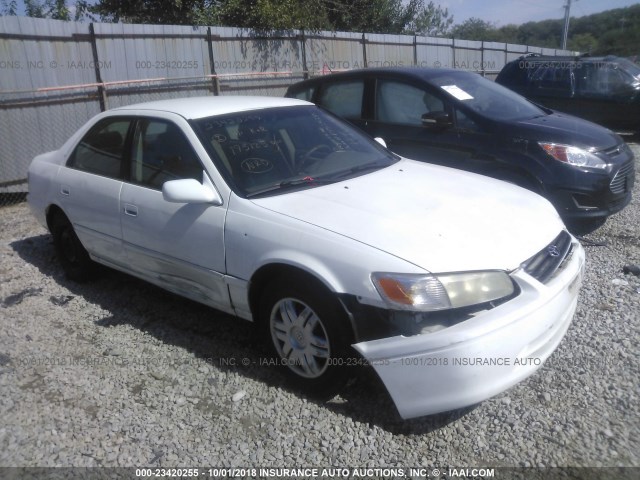 4T1BG22K91U769360 - 2001 TOYOTA CAMRY CE/LE/XLE 白色 照片 1