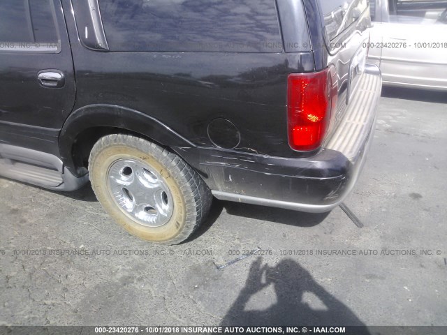 5LMPU28LXXLJ14814 - 1999 LINCOLN NAVIGATOR Czarny zdjęcie 6