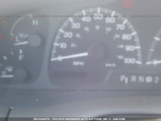 5LMPU28LXXLJ14814 - 1999 LINCOLN NAVIGATOR Czarny zdjęcie 7