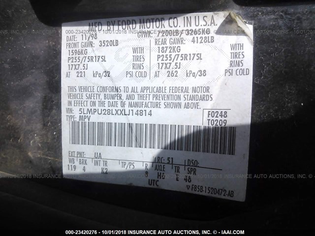 5LMPU28LXXLJ14814 - 1999 LINCOLN NAVIGATOR Czarny zdjęcie 9