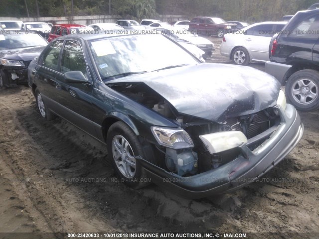 4T1BG22K0YU943858 - 2000 TOYOTA CAMRY CE/LE/XLE 绿色 照片 1