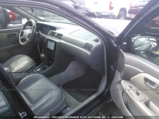 4T1BG22K0YU943858 - 2000 TOYOTA CAMRY CE/LE/XLE 绿色 照片 5
