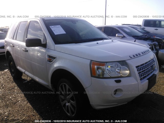 SALFT24NX8H085891 - 2008 LAND ROVER LR2 HSE TECHNOLOGY WHITE photo 1