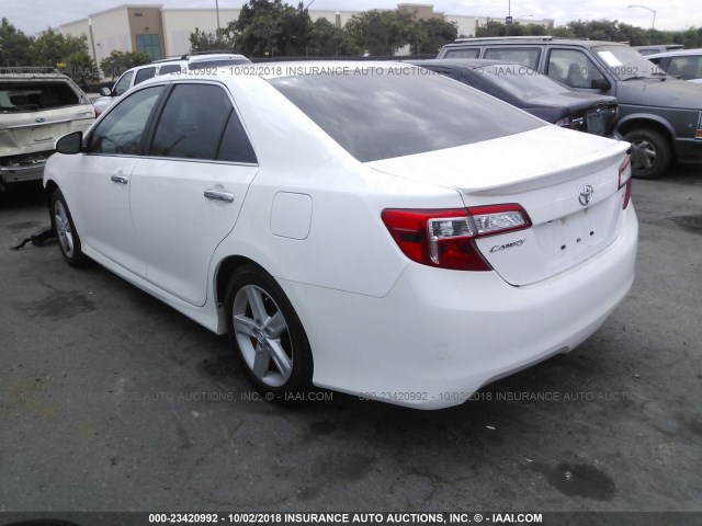 4T1BF1FK4EU429675 - 2014 TOYOTA CAMRY L/SE/LE/XLE Ağ foto 3