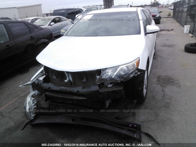 4T1BF1FK4EU429675 - 2014 TOYOTA CAMRY L/SE/LE/XLE Ağ foto 6