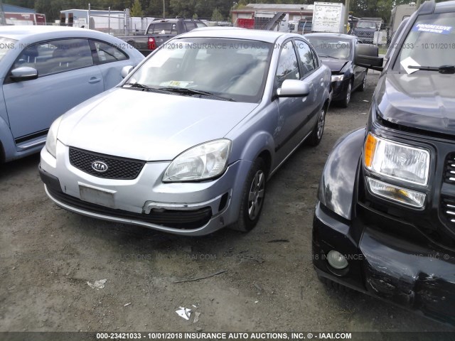 KNADE123076190550 - 2007 KIA RIO LX/SX SILVER photo 2