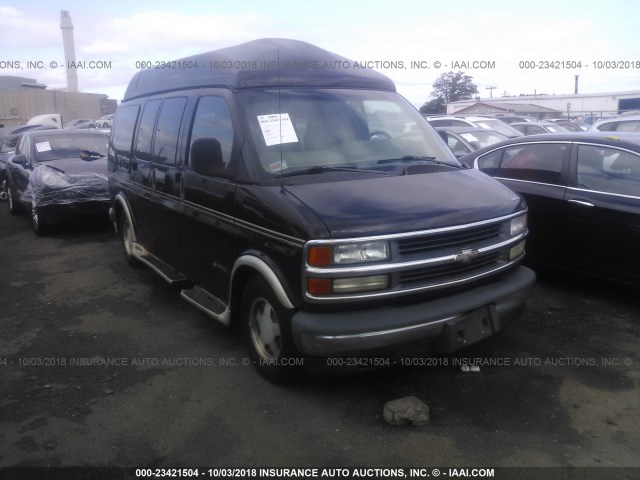 1GBFG15M621206092 - 2002 CHEVROLET EXPRESS G1500  BLACK photo 1