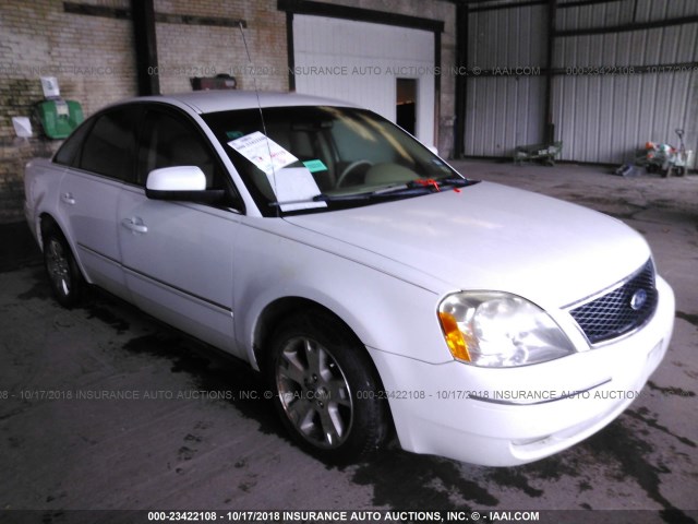 1FAFP24105G117571 - 2005 FORD FIVE HUNDRED SEL WHITE photo 1