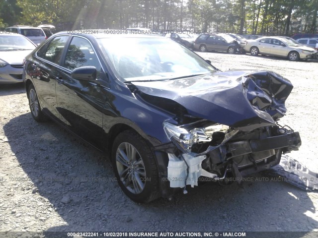 4T1BF1FK9HU452602 - 2017 TOYOTA CAMRY LE/XLE/SE/XSE 黑色 照片 1