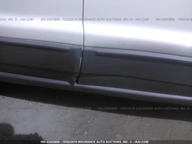 1J4GW48S64C413940 - 2004 JEEP GRAND CHEROKEE LAREDO/COLUMBIA/FREEDOM 白色 照片 6