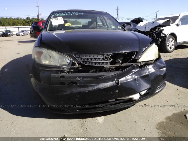 4T1BE32K72U057510 - 2002 TOYOTA CAMRY LE/XLE/SE BLACK photo 6