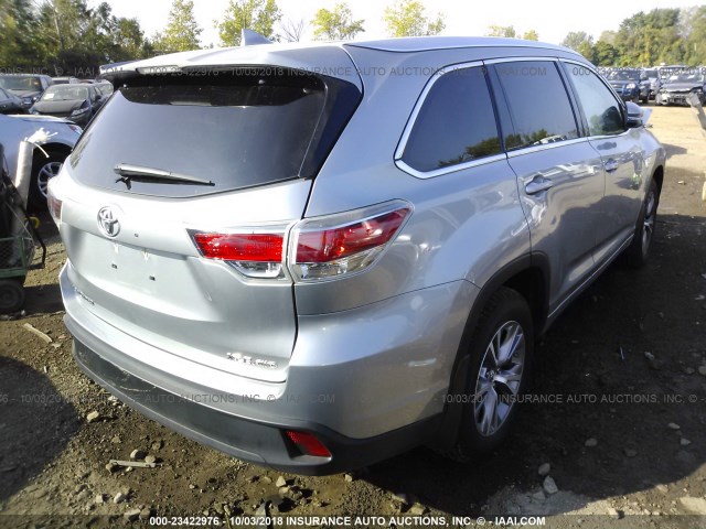 5TDJKRFH9FS139470 - 2015 TOYOTA HIGHLANDER XLE SILVER photo 4