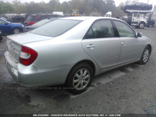 JTDBF30K720001790 - 2002 TOYOTA CAMRY LE/XLE/SE Күміс фото 4