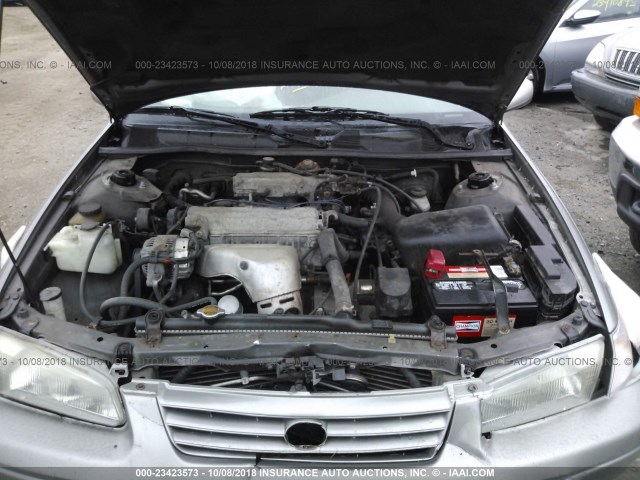 4T1BG22K4XU477964 - 1999 TOYOTA CAMRY CE/LE/XLE თაფლისფერი ფოტო 10