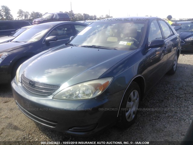 4T1BE32K63U736444 - 2003 TOYOTA CAMRY LE/XLE/SE Açıq mavi foto 2