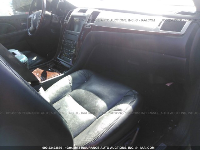 1GYFK66867R364394 - 2007 CADILLAC ESCALADE ESV BLACK photo 5