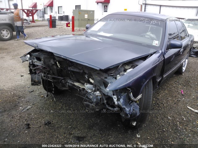 2FALP74W6TX127380 - 1996 FORD CROWN VICTORIA LX BLUE photo 2