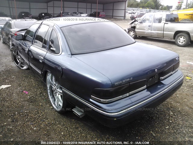 2FALP74W6TX127380 - 1996 FORD CROWN VICTORIA LX BLUE photo 3