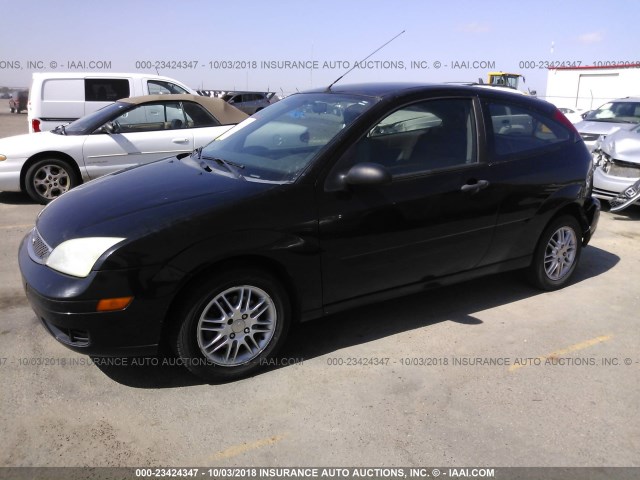 1FAFP31N47W124562 - 2007 FORD FOCUS ZX3/S/SE/SES BLACK photo 2