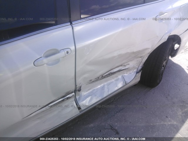 4T1BF1FK7GU505201 - 2016 TOYOTA CAMRY LE/XLE/SE/XSE WHITE photo 6