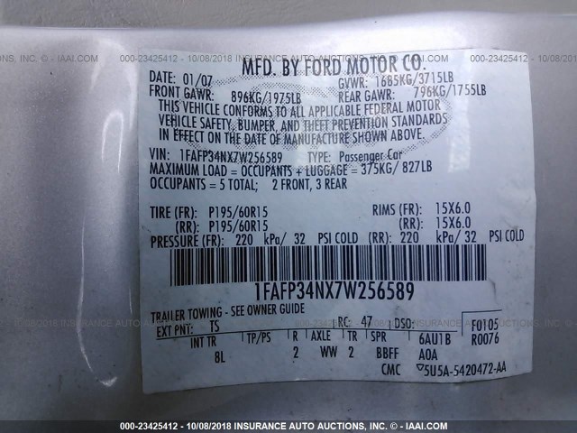 1FAFP34NX7W256589 - 2007 FORD FOCUS ZX4/S/SE/SES SILVER photo 9