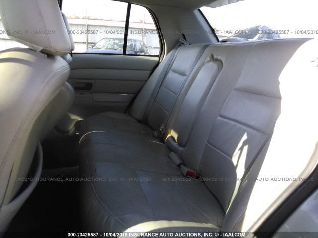 2FAHP74W63X109032 - 2003 FORD CROWN VICTORIA LX GRAY photo 8