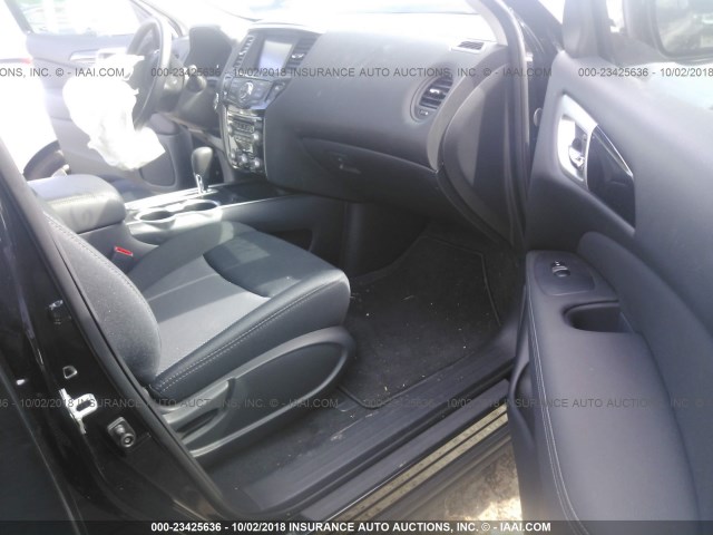 5N1DR2MN9JC660249 - 2018 NISSAN PATHFINDER S/SV/SL/PLATINUM BLACK photo 5
