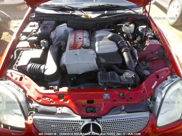 WDBKK49F91F226701 - 2001 MERCEDES-BENZ SLK 230 KOMPRESSOR RED photo 10