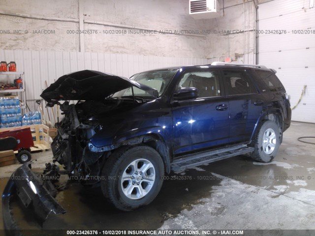 JTEBU5JR0G5335727 - 2016 TOYOTA 4RUNNER SR5 PREM/LTDL/TRAIL/TRD BLUE photo 2