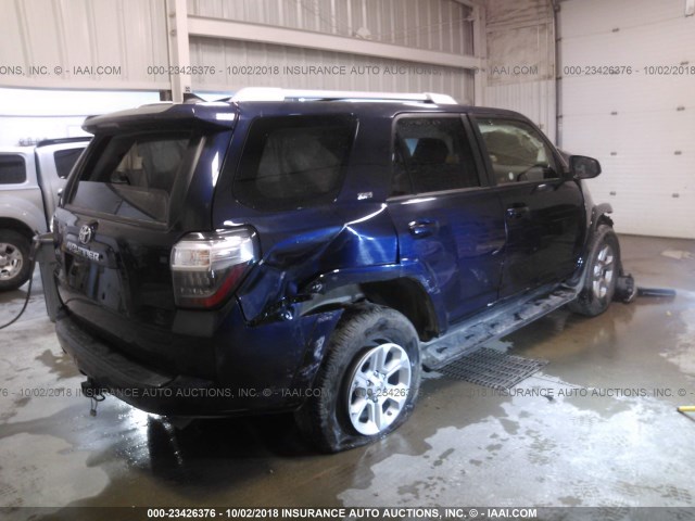 JTEBU5JR0G5335727 - 2016 TOYOTA 4RUNNER SR5 PREM/LTDL/TRAIL/TRD BLUE photo 4