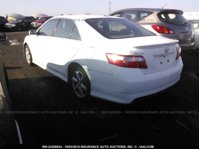 4T1BK46K58U562477 - 2008 TOYOTA CAMRY LE/XLE/SE WHITE photo 3