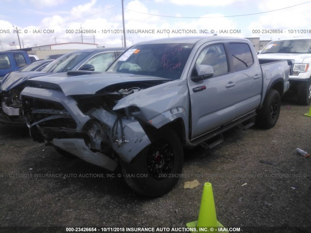 5TFCZ5AN0HX115288 - 2017 TOYOTA TACOMA DBL CAB/SR/TRDSPT/OR/PRO ნაცრისფერი ფოტო 2