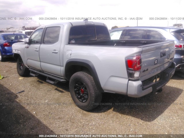 5TFCZ5AN0HX115288 - 2017 TOYOTA TACOMA DBL CAB/SR/TRDSPT/OR/PRO ნაცრისფერი ფოტო 3