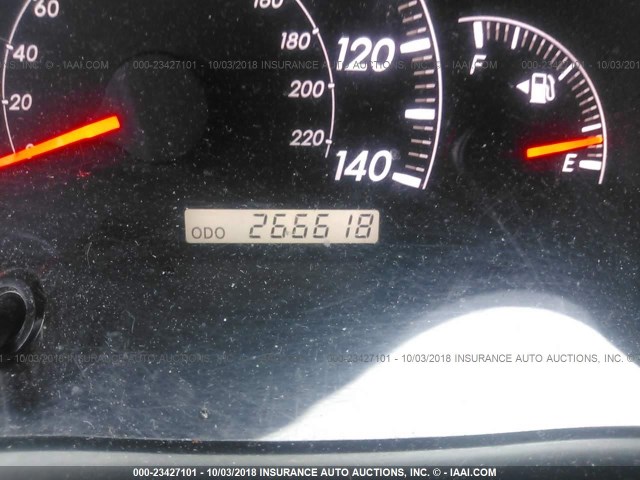 4T1BE32K05U070104 - 2005 TOYOTA CAMRY LE/XLE/SE Күміс фото 7