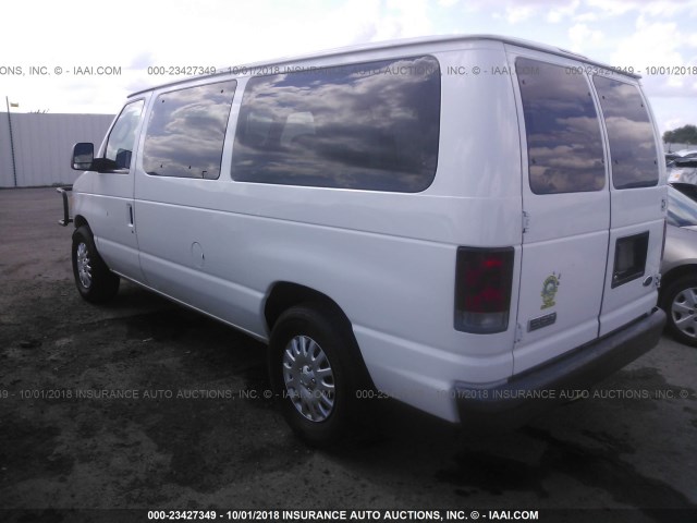 1FMRE11W06HA74963 - 2006 FORD ECONOLINE E150 WAGON WHITE photo 3