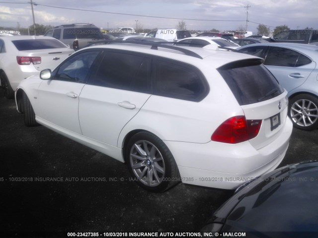 WBAUT93539A190840 - 2009 BMW 328 IT WHITE photo 3