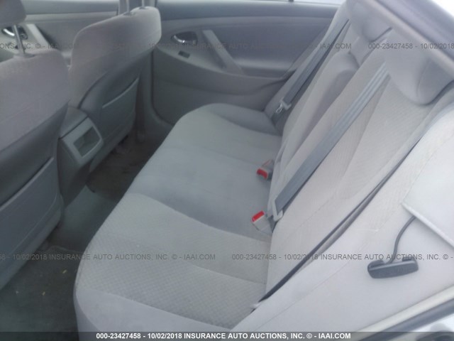 4T4BE46K68R026473 - 2008 TOYOTA CAMRY CE/LE/XLE/SE SILVER photo 8