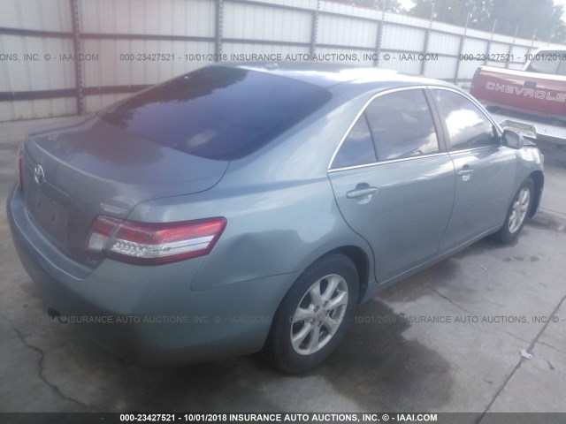 4T4BF3EK8BR104171 - 2011 TOYOTA CAMRY SE/LE/XLE ტალღისფერი ფოტო 4