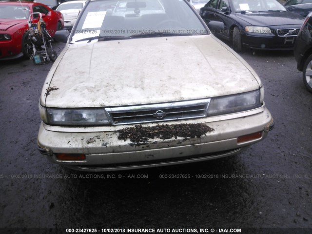 JN1FU21P4NX880112 - 1992 NISSAN STANZA GOLD photo 6