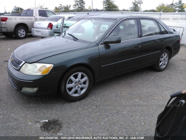 4T1BF28B72U236547 - 2002 TOYOTA AVALON XL/XLS GREEN photo 2