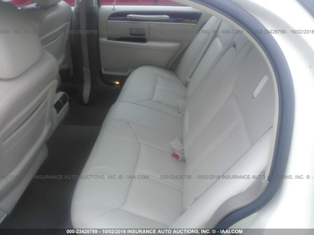 1LNHM83W93Y678267 - 2003 LINCOLN TOWN CAR CARTIER TAN photo 8