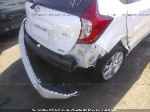 3N1CE2CP0EL421958 - 2014 NISSAN VERSA NOTE S/S PLUS/SV/SL WHITE photo 6