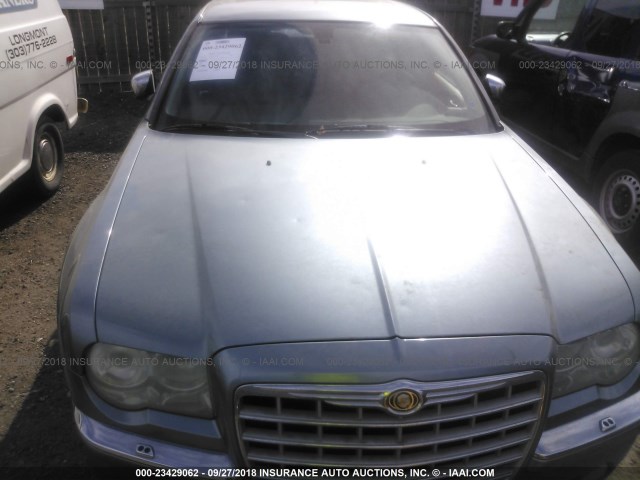 2C3LK63H56H513412 - 2006 CHRYSLER 300C GRAY photo 6