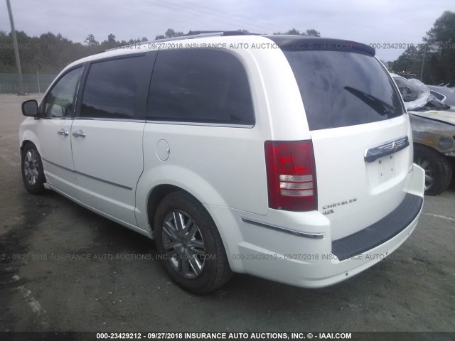2A8HR64X29R607905 - 2009 CHRYSLER TOWN & COUNTRY LIMITED WHITE photo 3